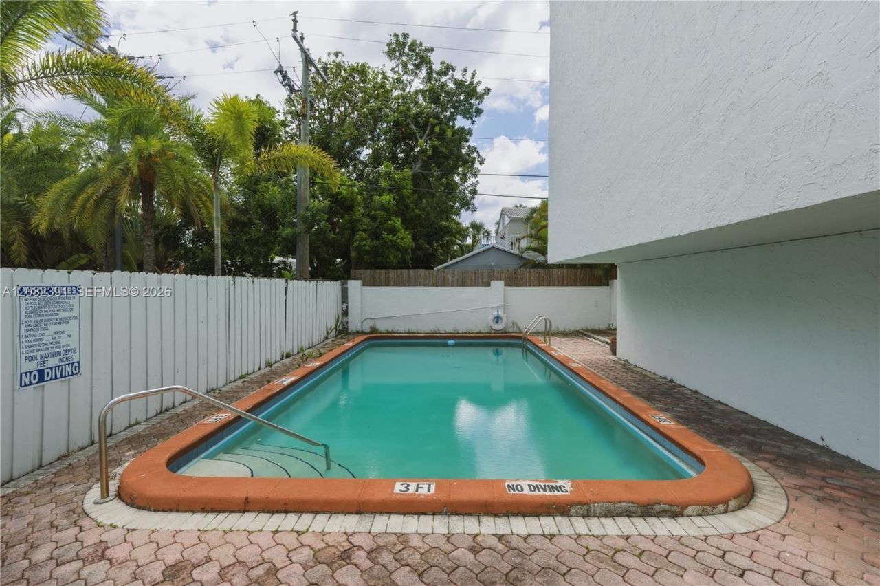 3000 N Ocean Blvd , Unit 303, Fort Lauderdale, FL 33308 Photo