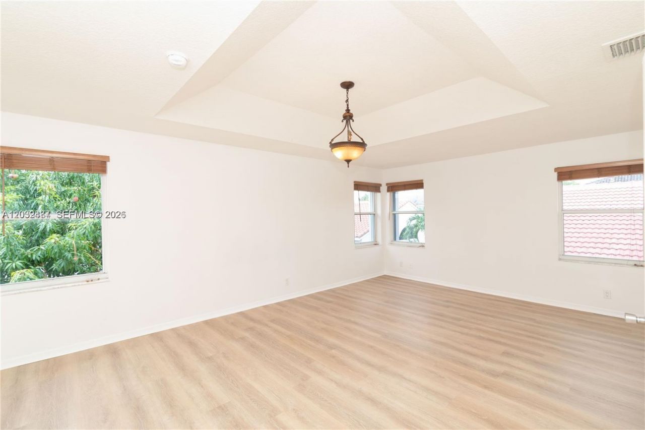16236 NW 18th St, Pembroke Pines, FL 33028 Photo