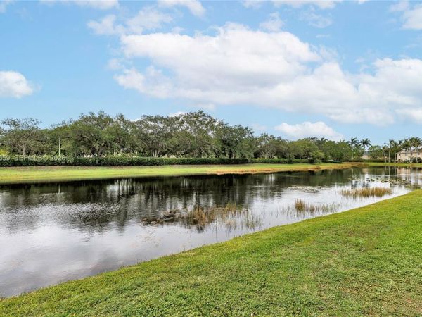 2578 Cordoba Bnd, Weston, FL 33327