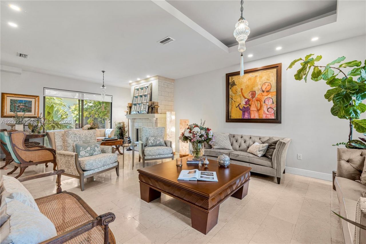 6550 SW 75th Ter, South Miami, FL 33143 Photo