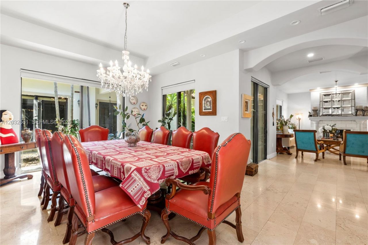 6550 SW 75th Ter, South Miami, FL 33143 Photo