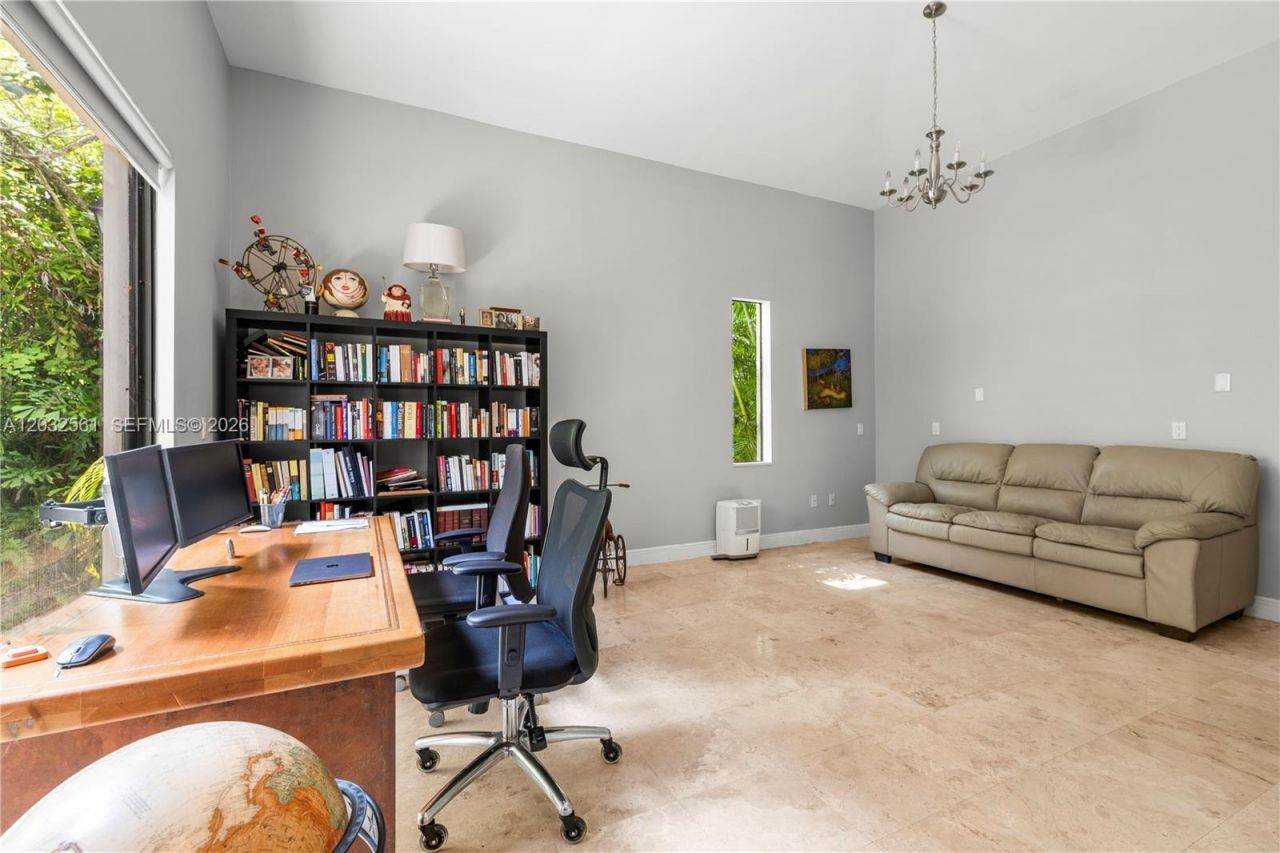 6550 SW 75th Ter, South Miami, FL 33143 Photo