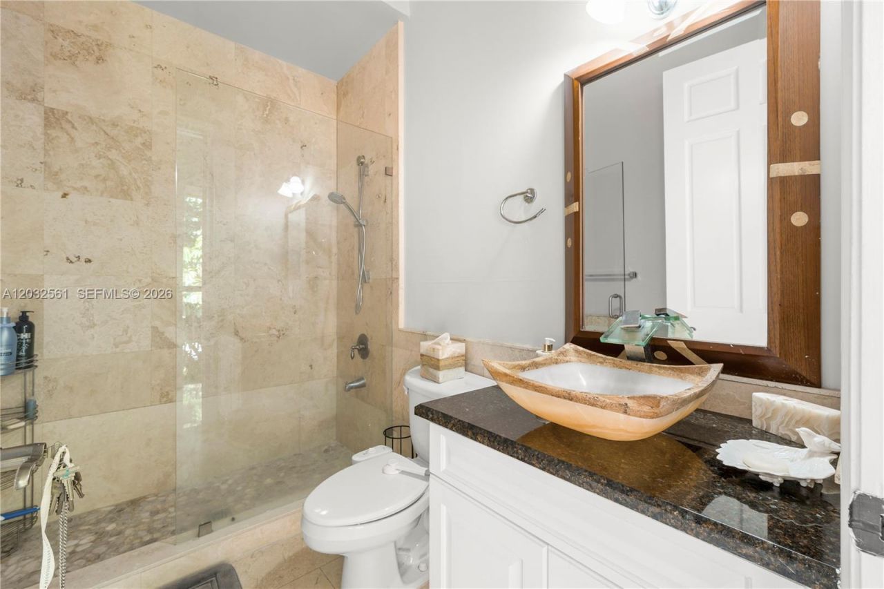 6550 SW 75th Ter, South Miami, FL 33143 Photo