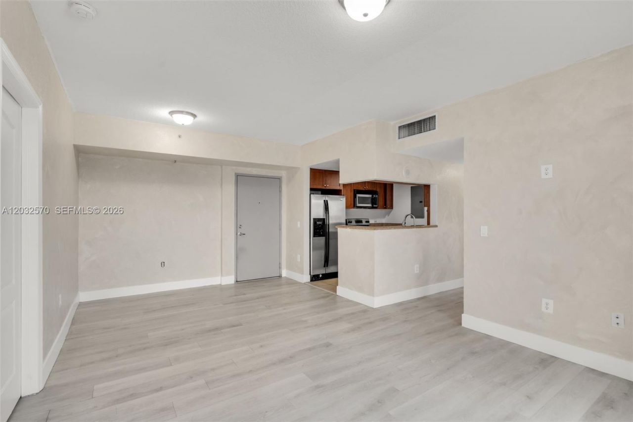 36 NW 6th Ave, Unit 601, Miami, FL 33128 Photo
