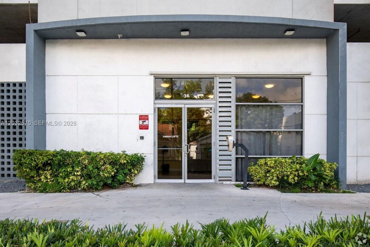 36 NW 6th Ave , Unit 601, Miami, FL 33128 Photo