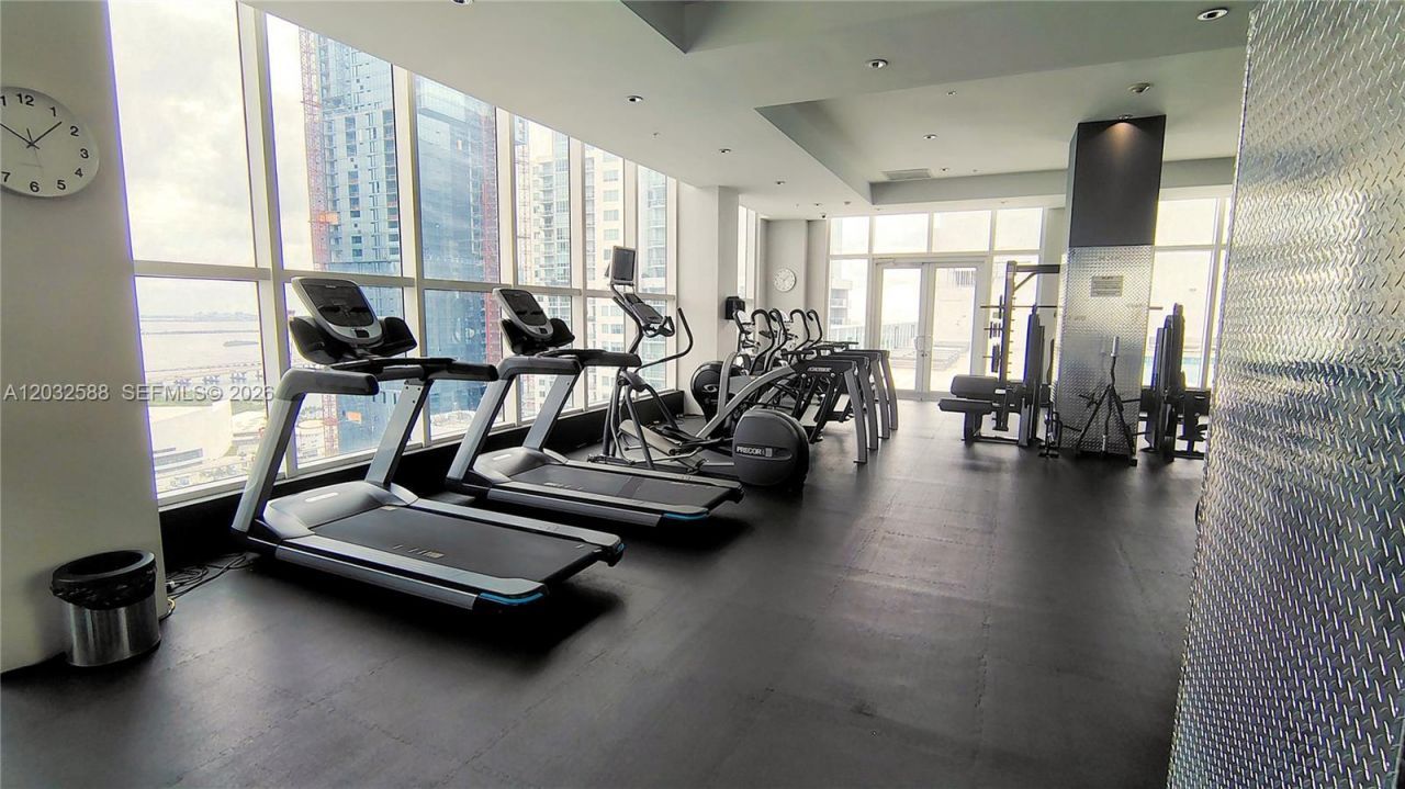 133 NE 2nd Ave , Unit 1906, Miami, FL 33132 Photo