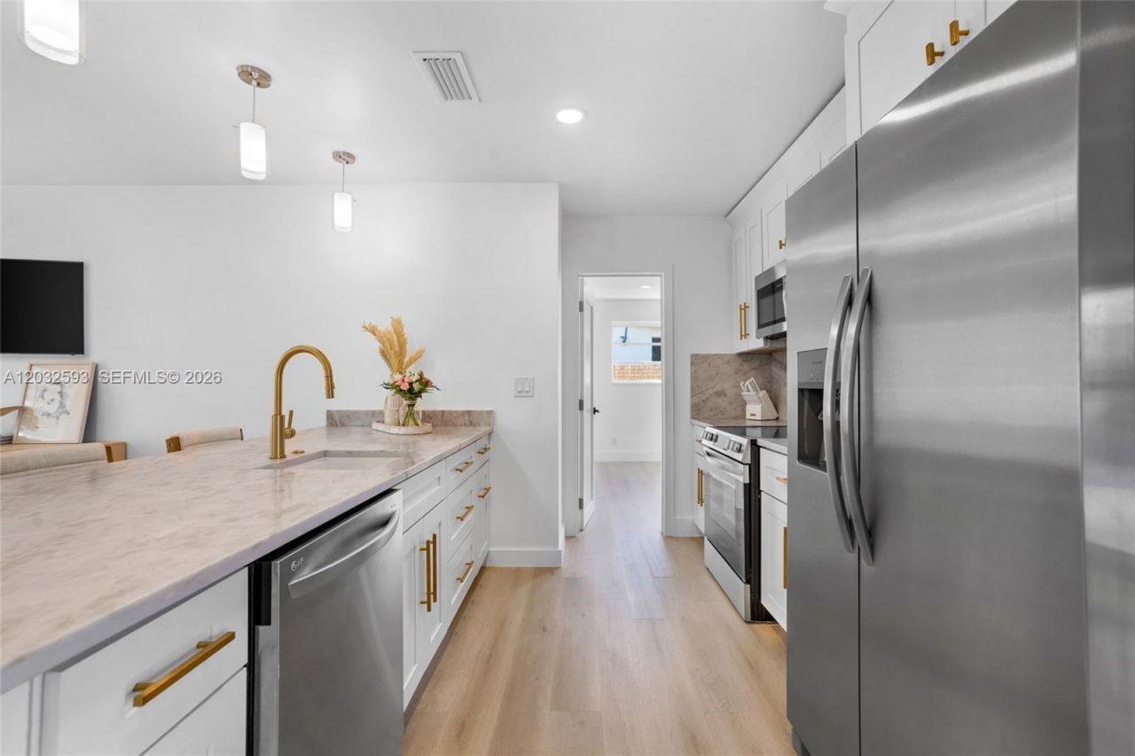 2101 N 56th Ave , Hollywood, FL 33021 Photo