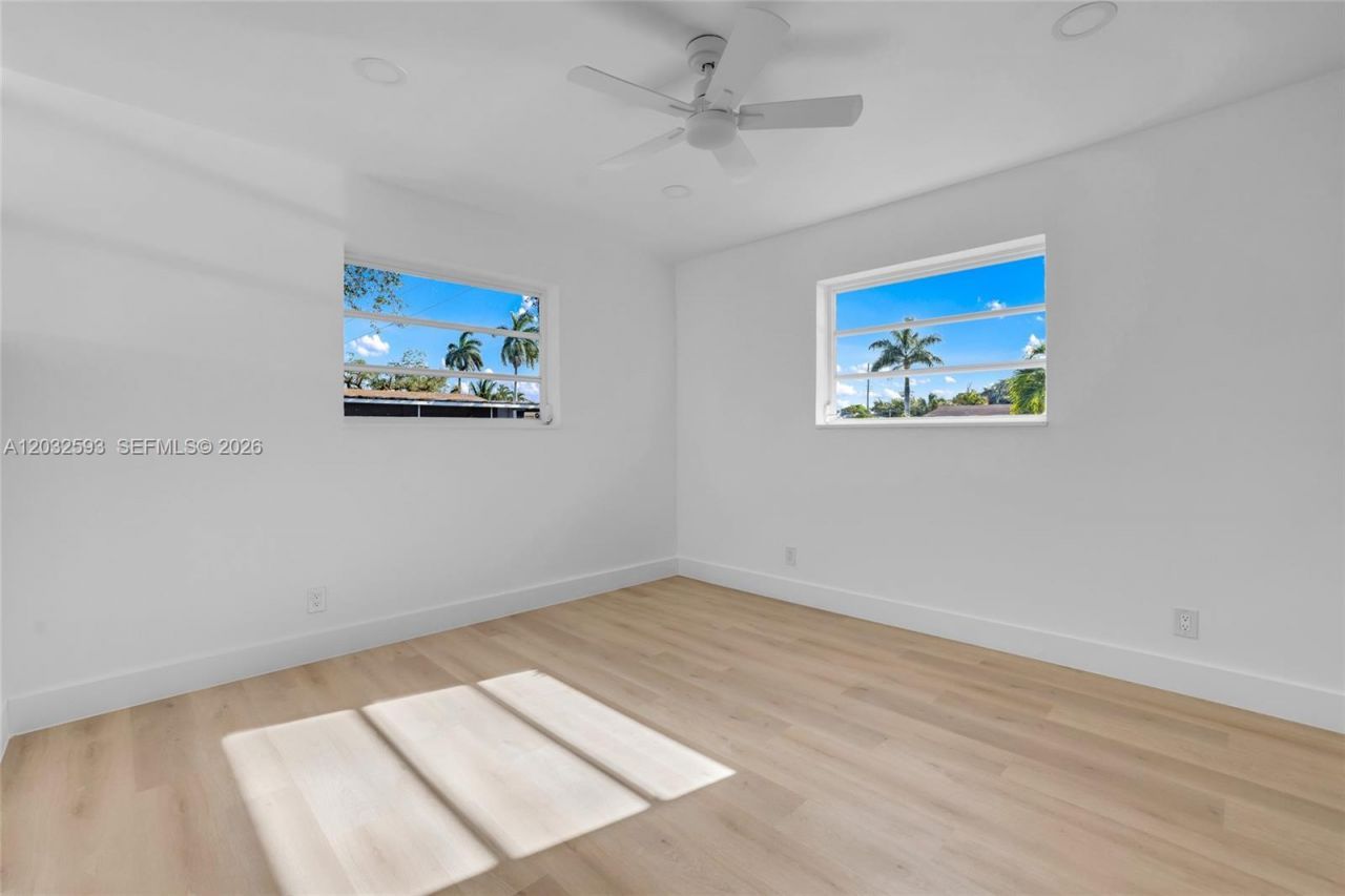 2101 N 56th Ave , Hollywood, FL 33021 Photo