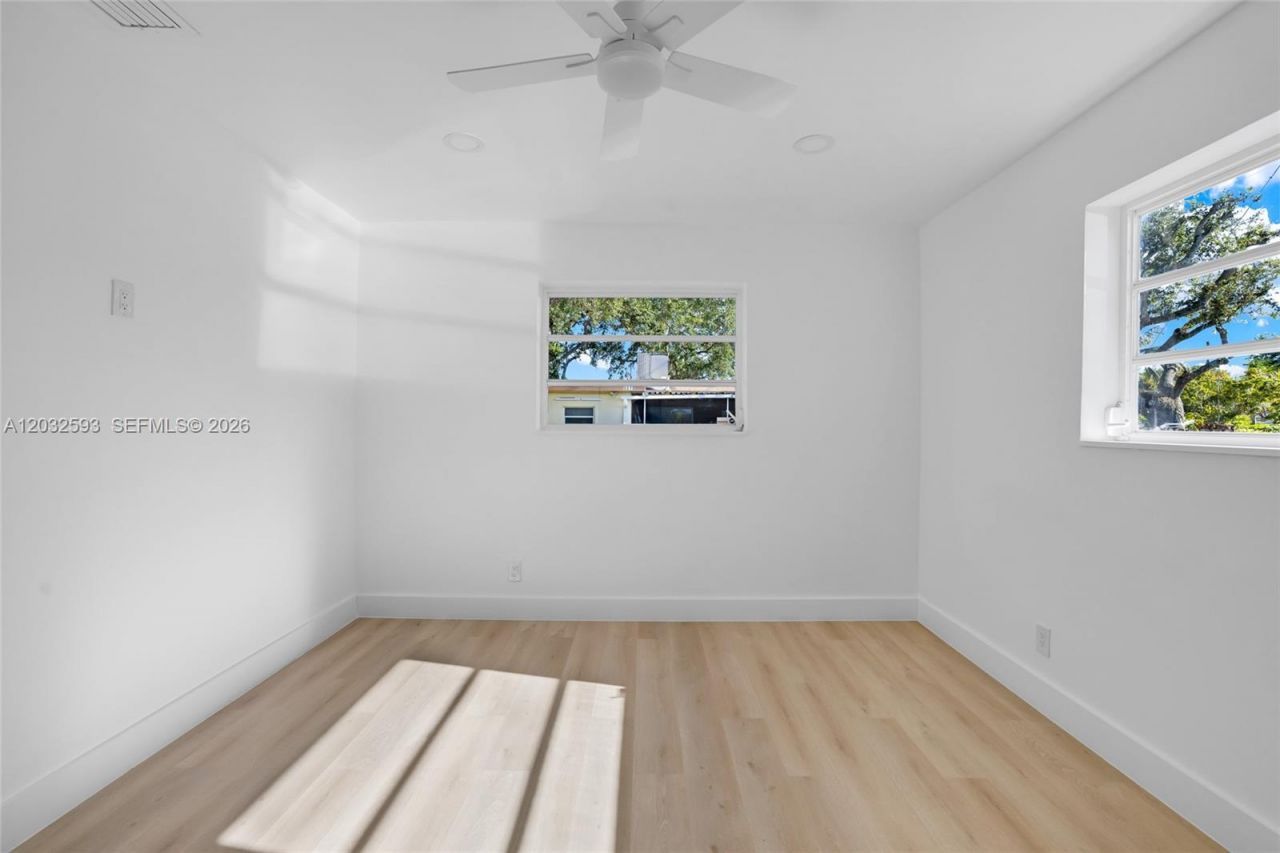 2101 N 56th Ave , Hollywood, FL 33021 Photo