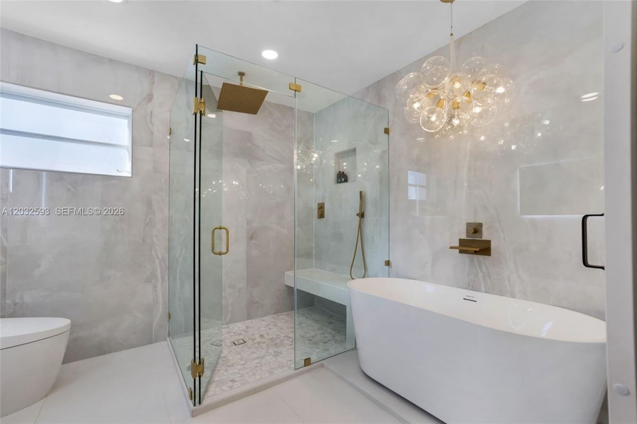 2101 N 56th Ave , Hollywood, FL 33021 Photo