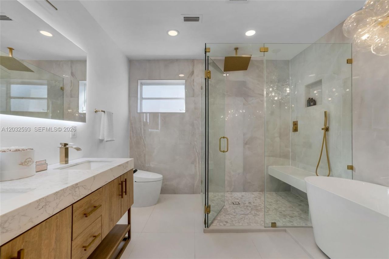 2101 N 56th Ave , Hollywood, FL 33021 Photo