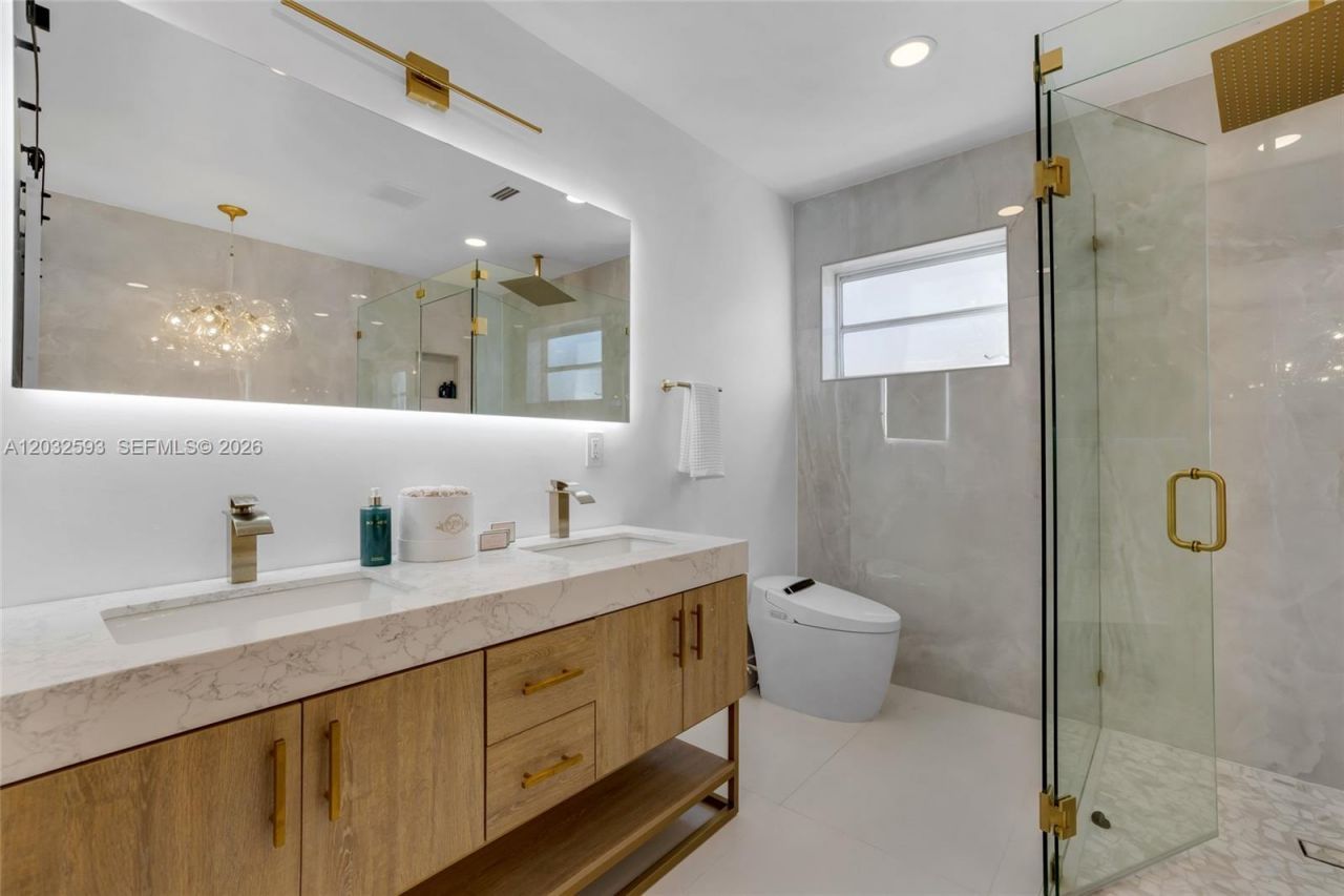 2101 N 56th Ave , Hollywood, FL 33021 Photo