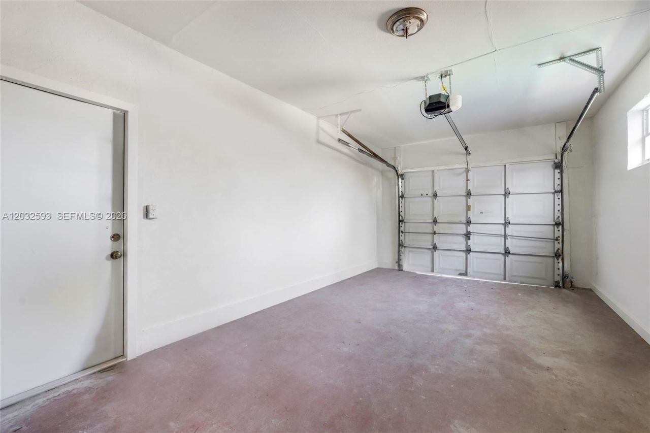 2101 N 56th Ave , Hollywood, FL 33021 Photo