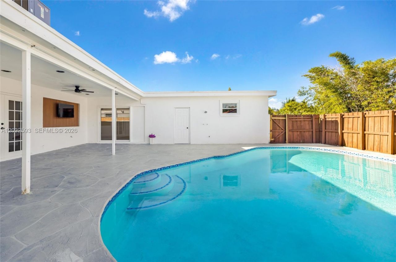 2101 N 56th Ave , Hollywood, FL 33021 Photo