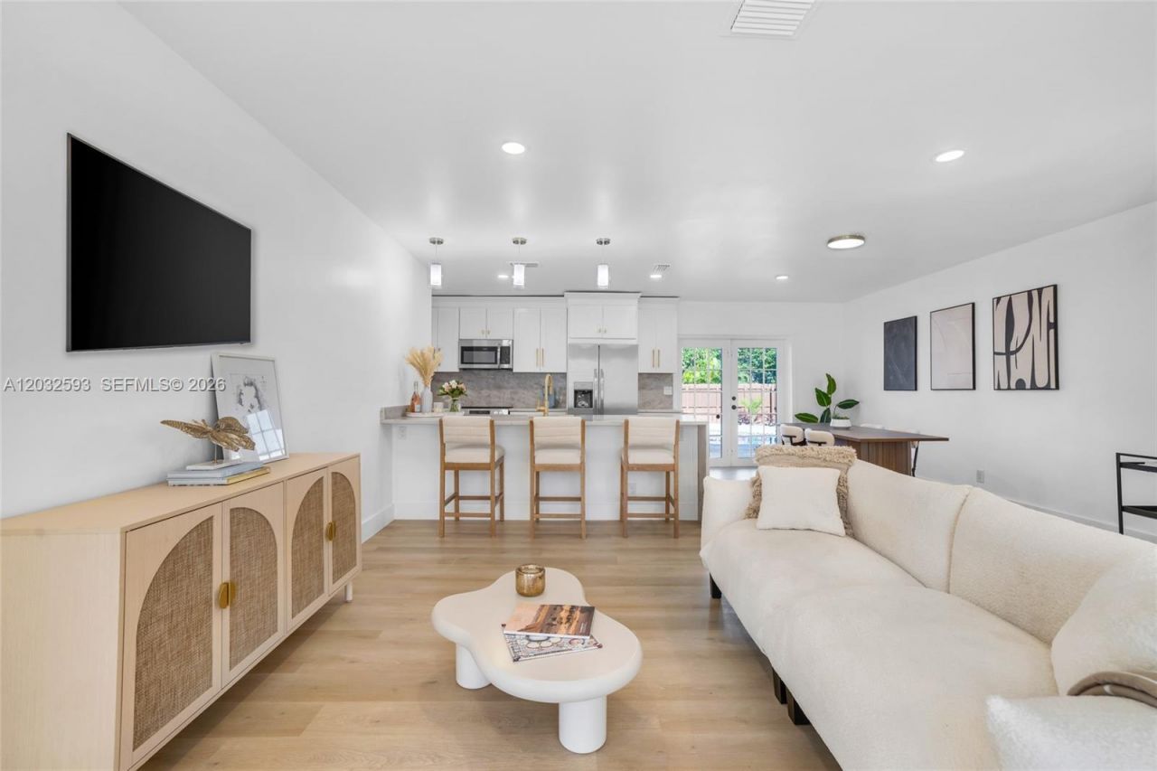 2101 N 56th Ave , Hollywood, FL 33021 Photo