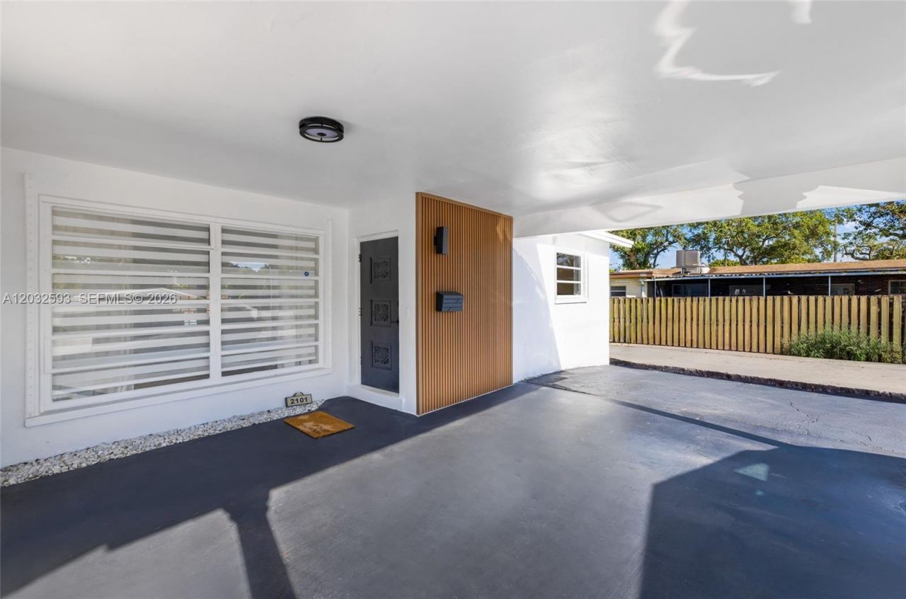 2101 N 56th Ave , Hollywood, FL 33021 Photo