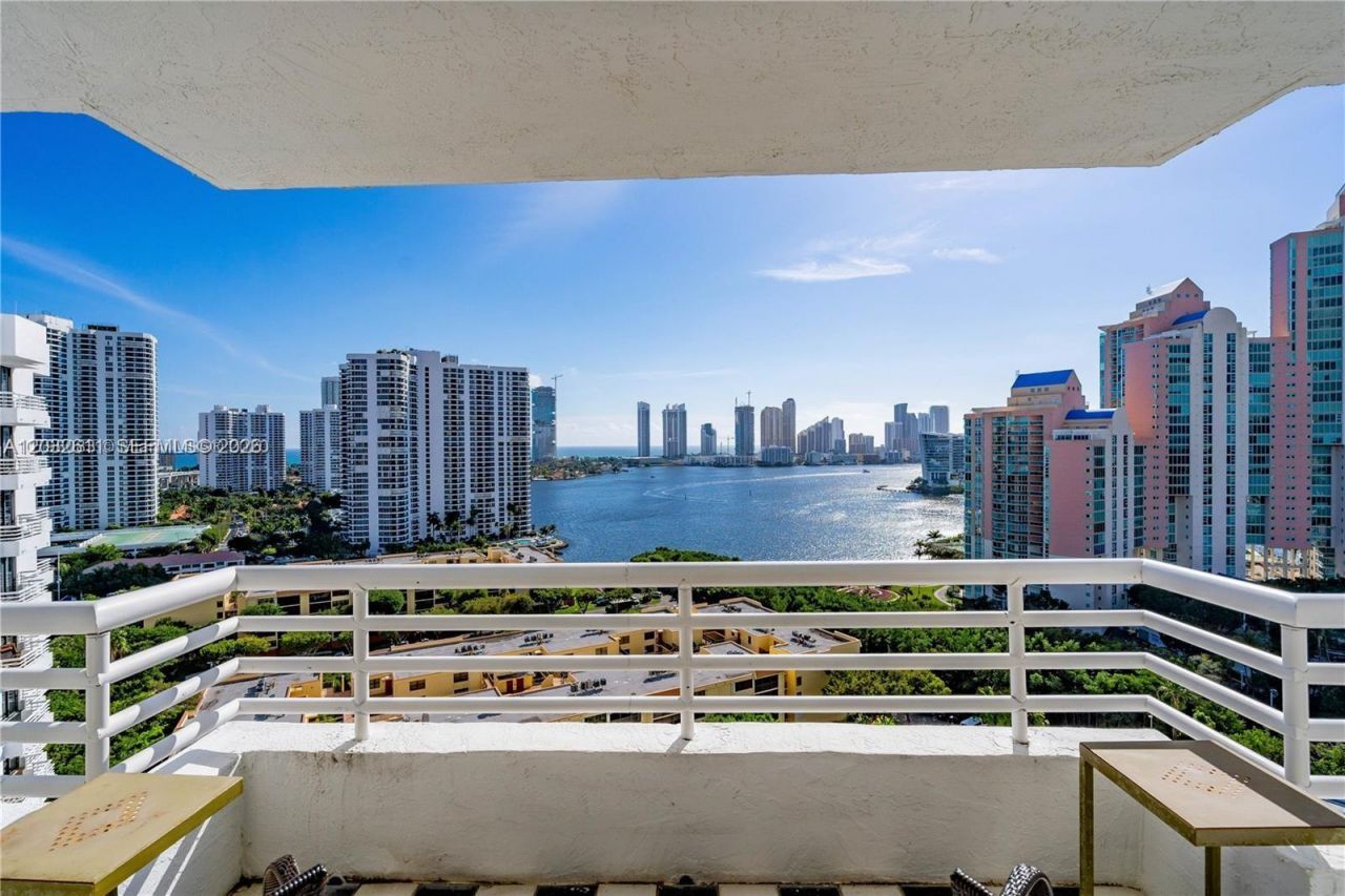 3300 NE 192nd St , Unit LP17, Aventura, FL 33180 Photo