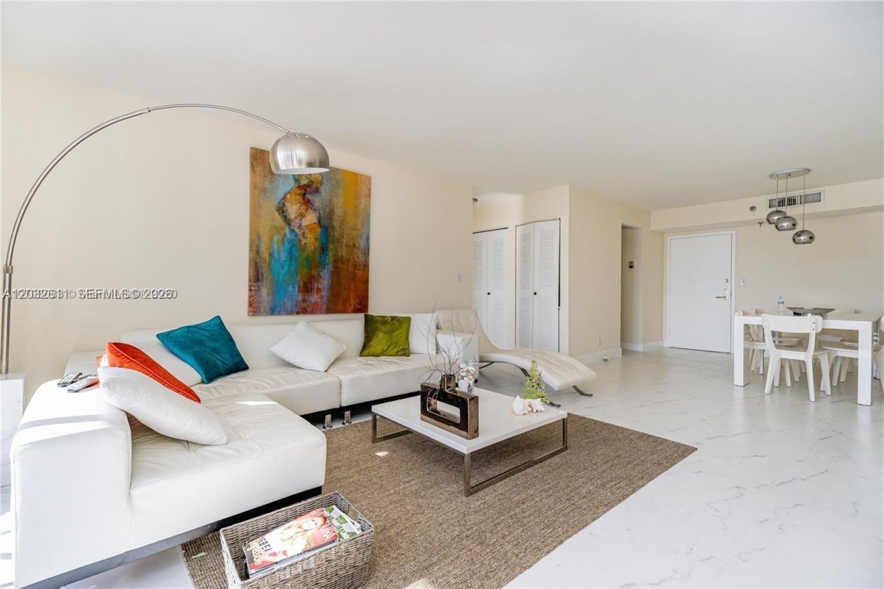 3300 NE 192nd St , Unit LP17, Aventura, FL 33180 Photo