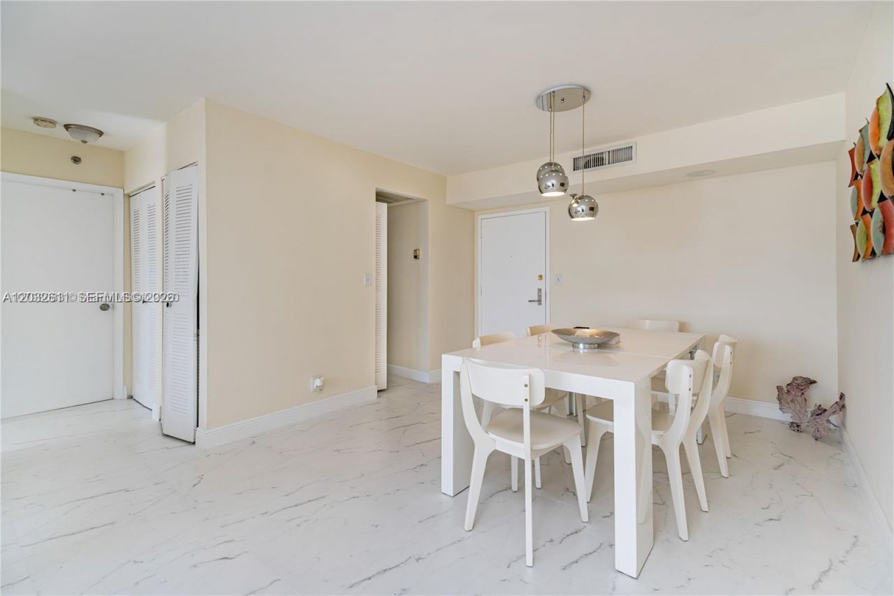 3300 NE 192nd St , Unit LP17, Aventura, FL 33180 Photo