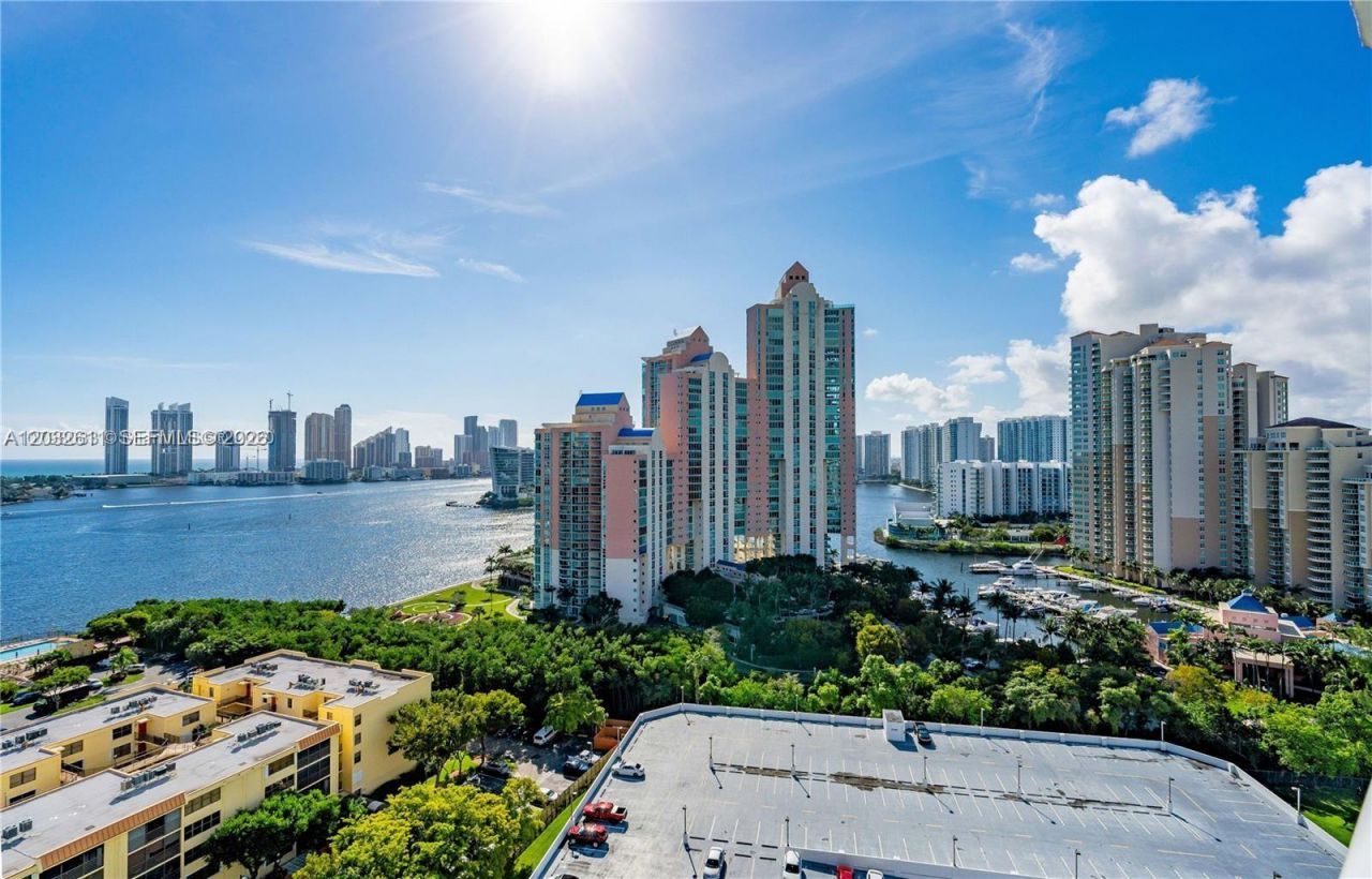 3300 NE 192nd St , Unit LP17, Aventura, FL 33180 Photo