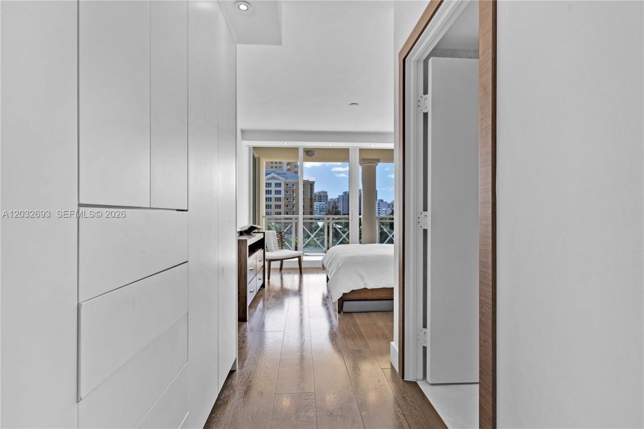 430 S Grand Bay Dr, Unit 505, Key Biscayne, FL 33149 Photo