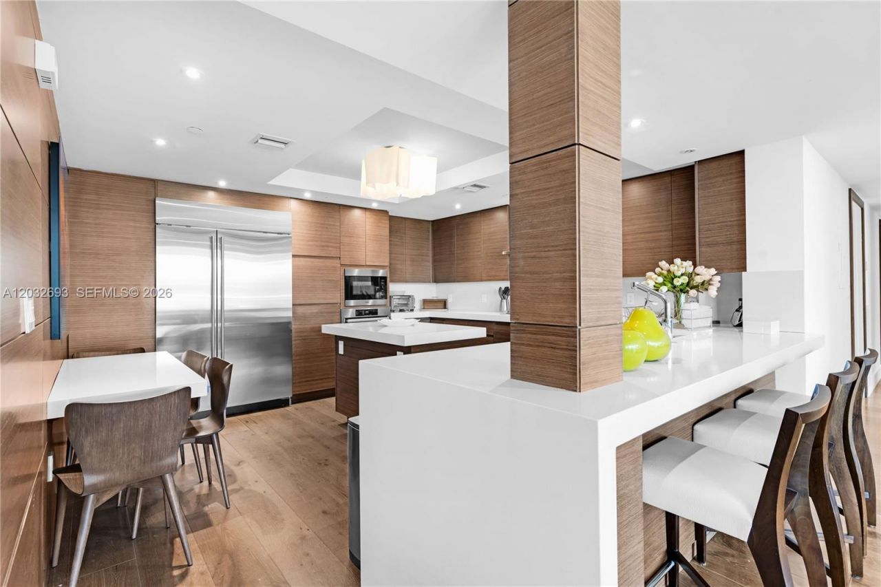 430 S Grand Bay Dr, Unit 505, Key Biscayne, FL 33149 Photo