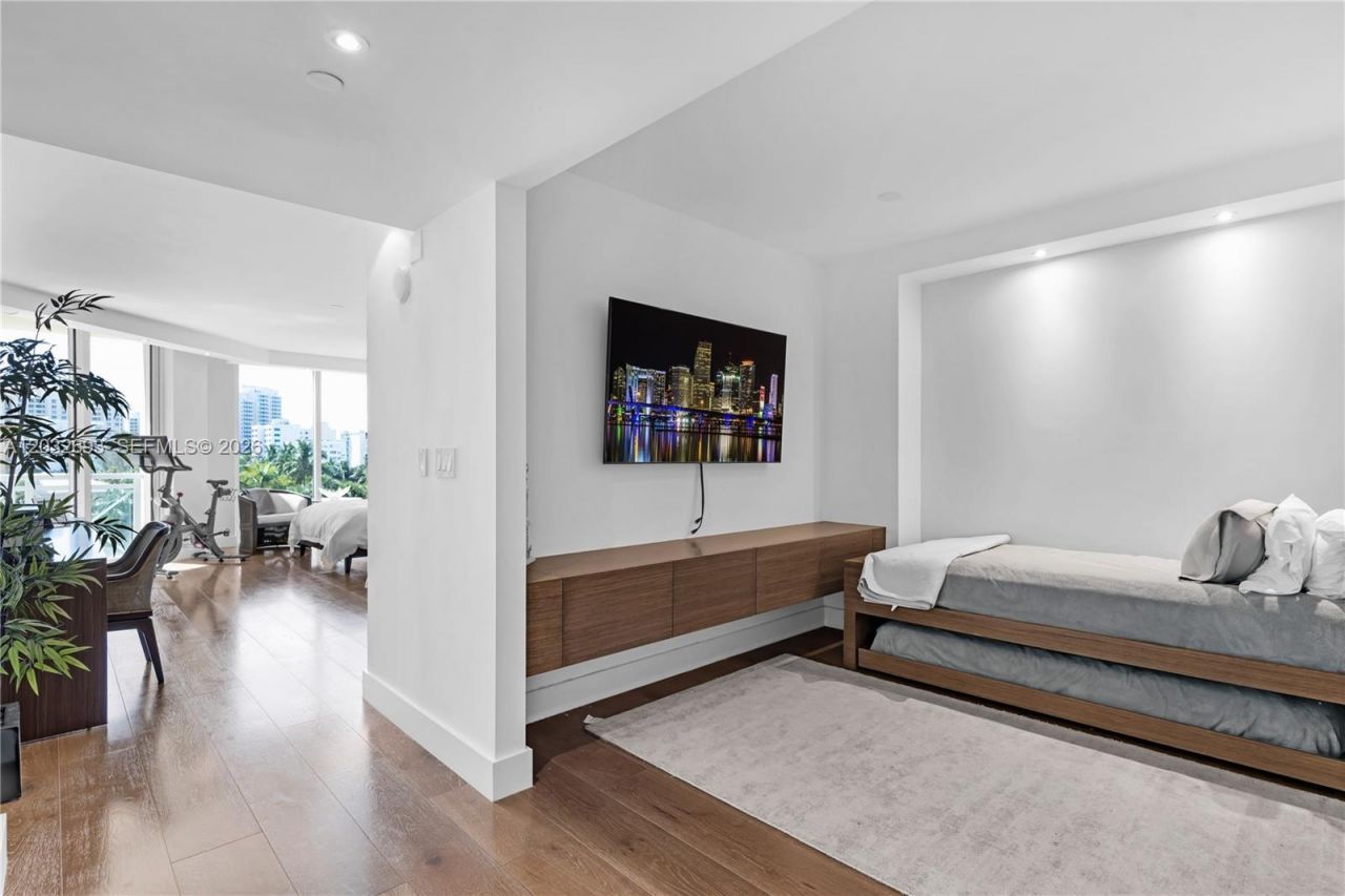 430 S Grand Bay Dr, Unit 505, Key Biscayne, FL 33149 Photo