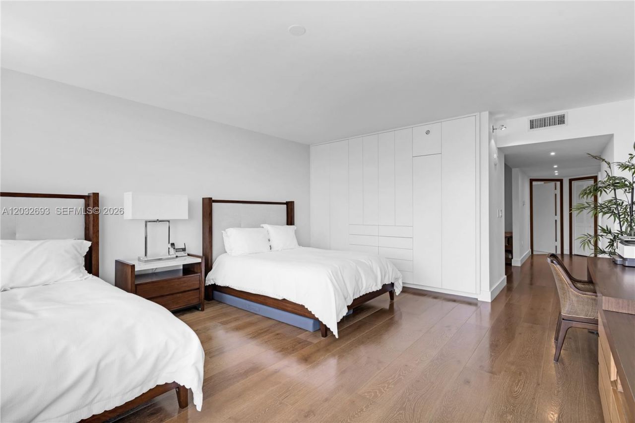 430 S Grand Bay Dr, Unit 505, Key Biscayne, FL 33149 Photo