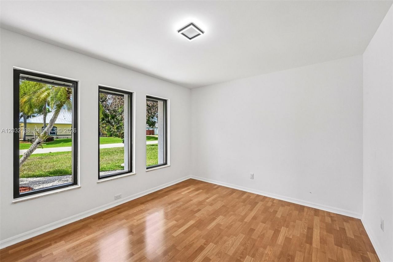 3438 SE Hart Cir , Port Saint Lucie, FL 34984 Photo
