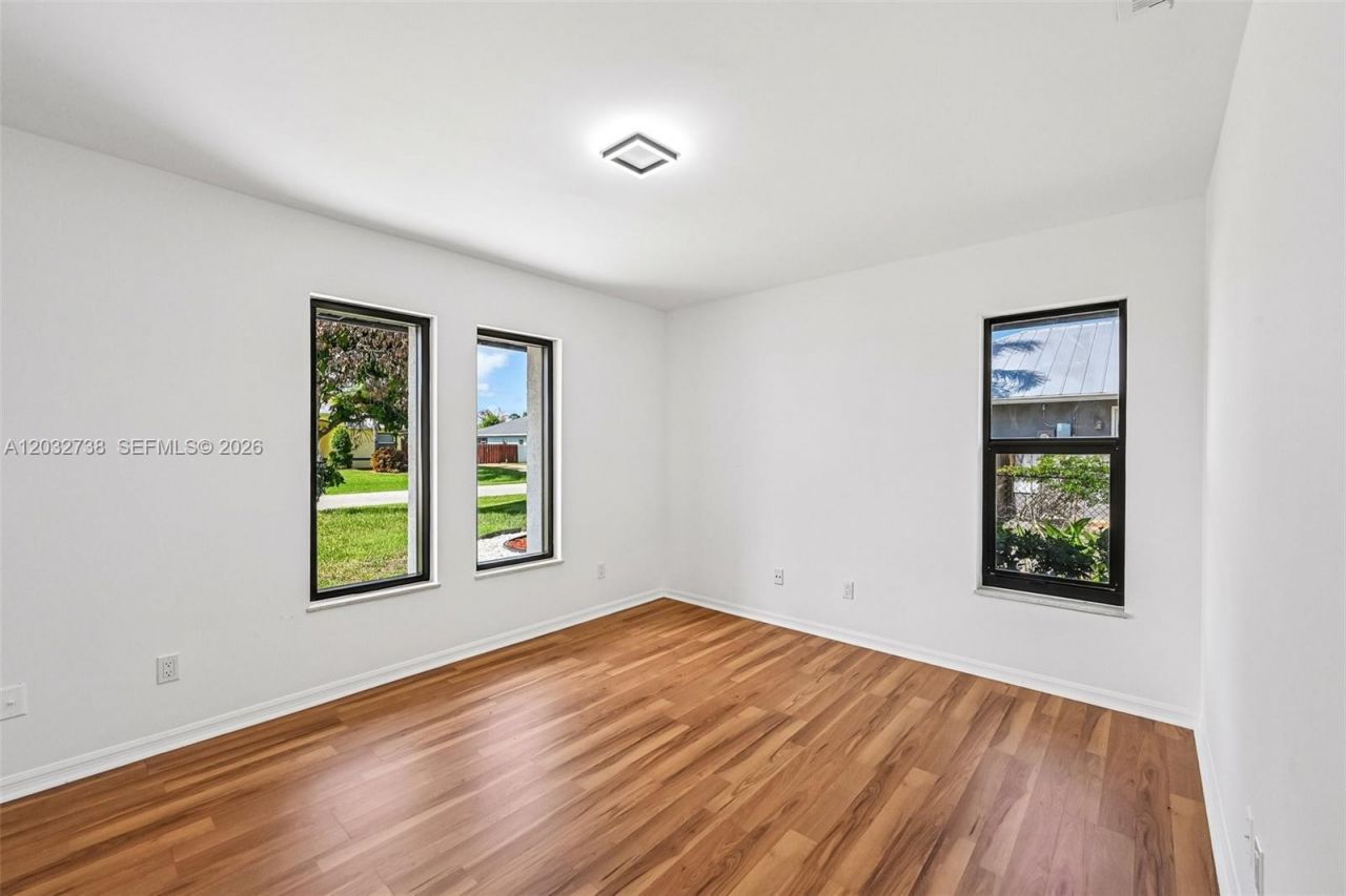 3438 SE Hart Cir , Port Saint Lucie, FL 34984 Photo