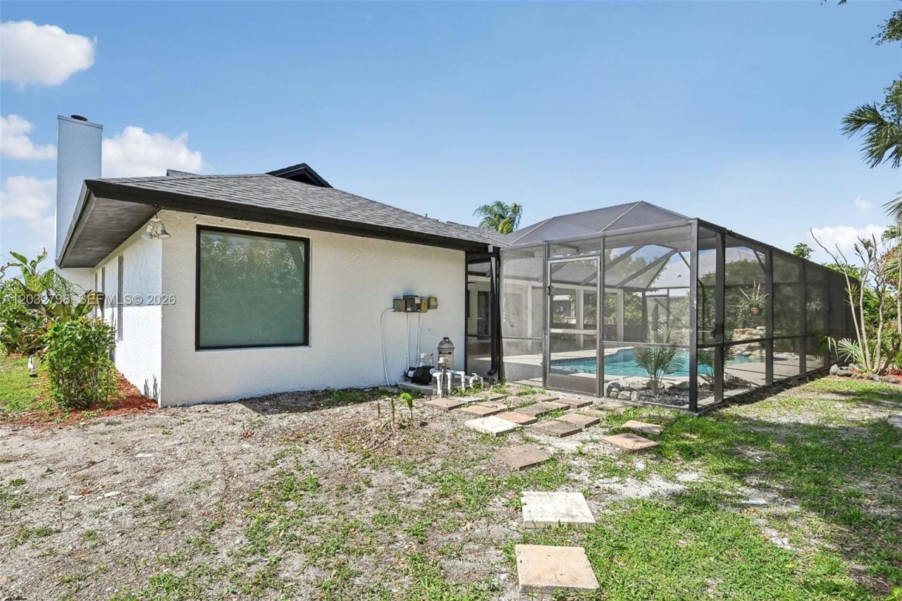 3438 SE Hart Cir , Port Saint Lucie, FL 34984 Photo