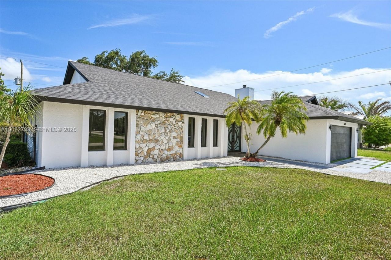 3438 SE Hart Cir , Port Saint Lucie, FL 34984 Photo