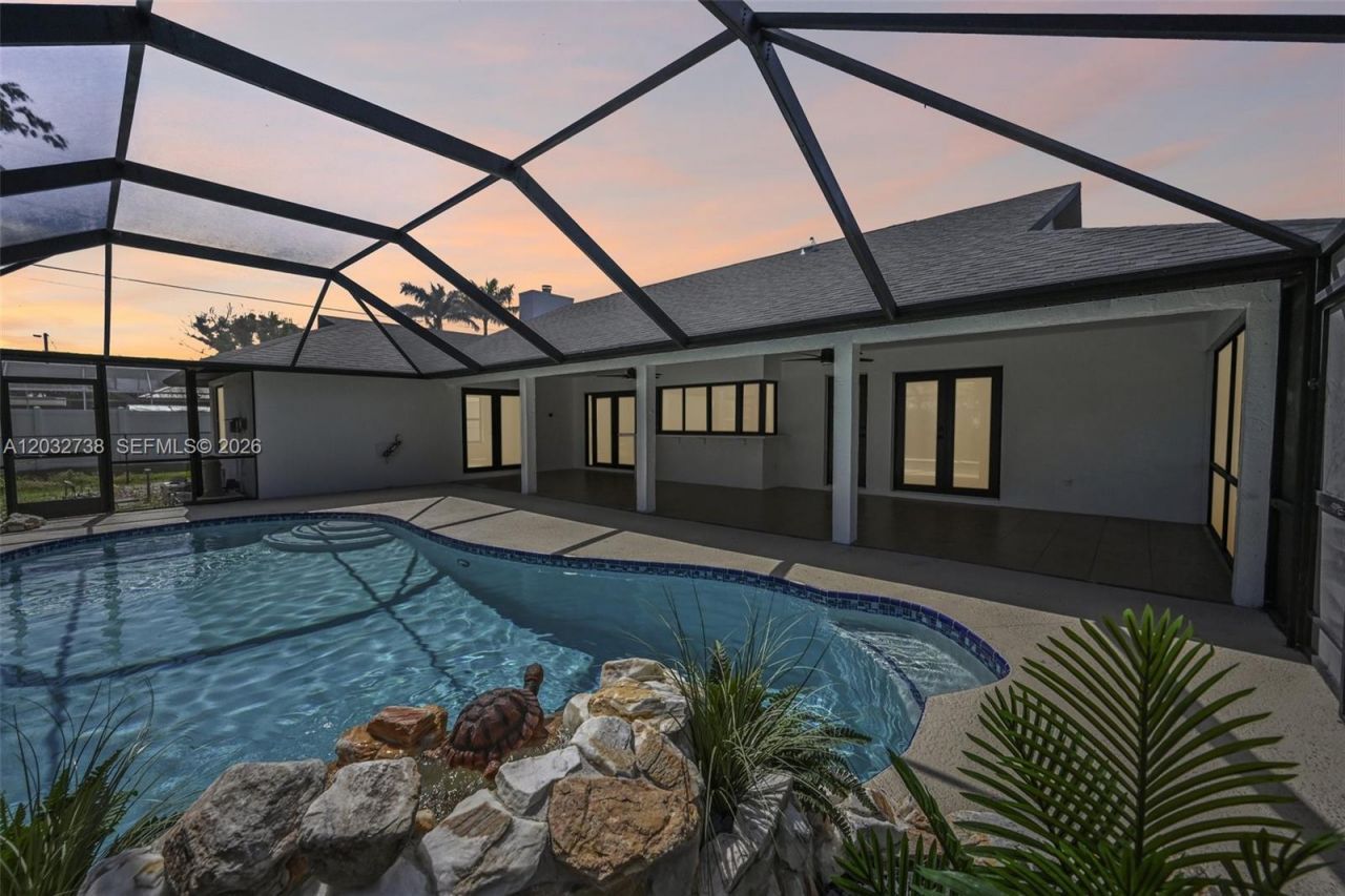 3438 SE Hart Cir , Port Saint Lucie, FL 34984 Photo