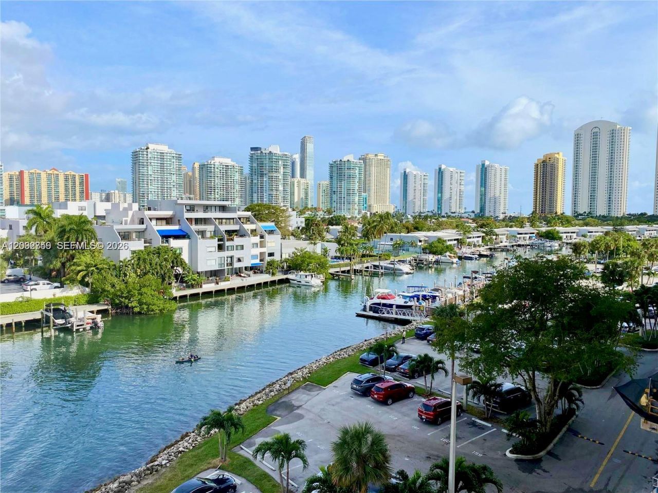 400 Kings Point Dr, Unit 309, Sunny Isles Beach, FL 33160 Photo