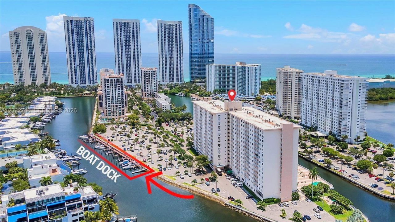 400 Kings Point Dr, Unit 309, Sunny Isles Beach, FL 33160 Photo
