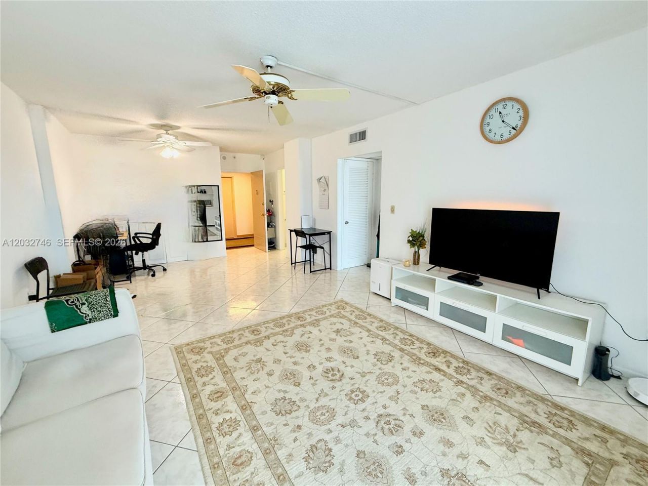 400 Kings Point Dr, Unit 309, Sunny Isles Beach, FL 33160 Photo