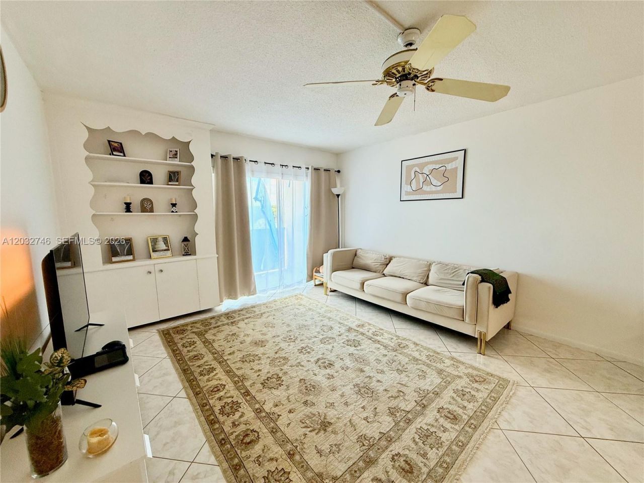 400 Kings Point Dr , Unit 309, Sunny Isles Beach, FL 33160 Photo