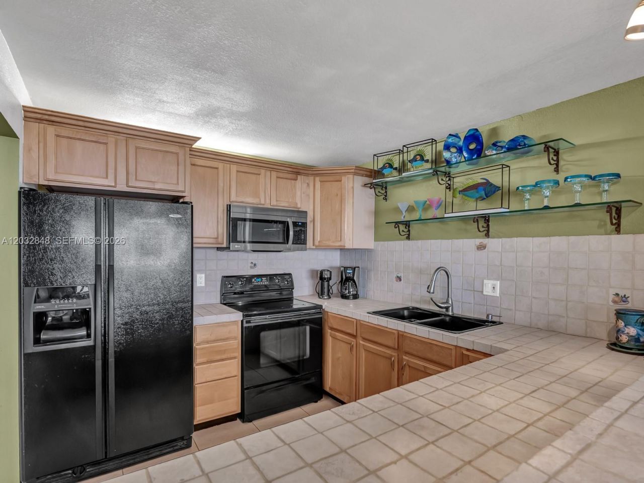 2301 S Ocean Dr , Unit 2202, Hollywood, FL 33019 Photo