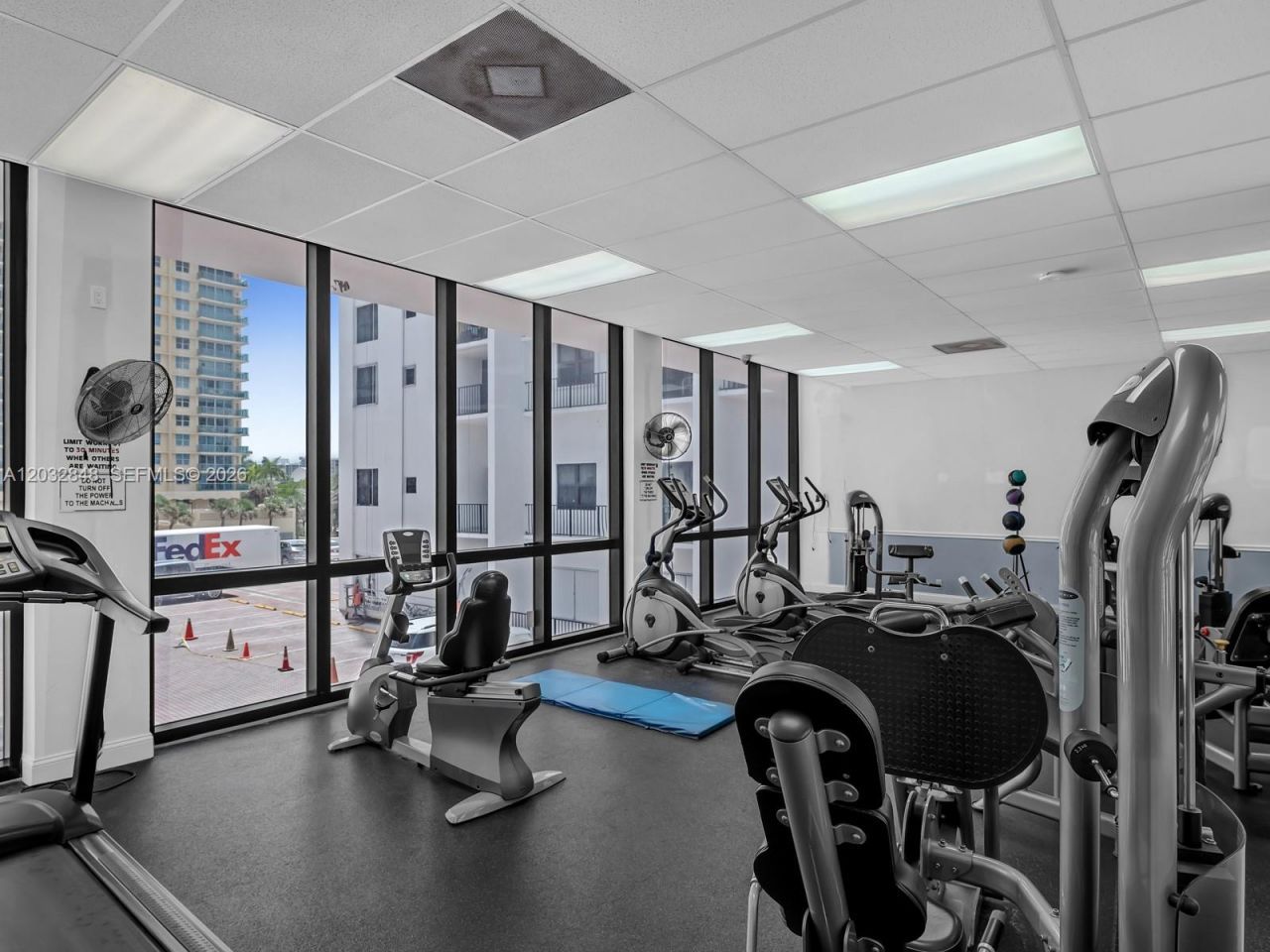 2301 S Ocean Dr , Unit 2202, Hollywood, FL 33019 Photo