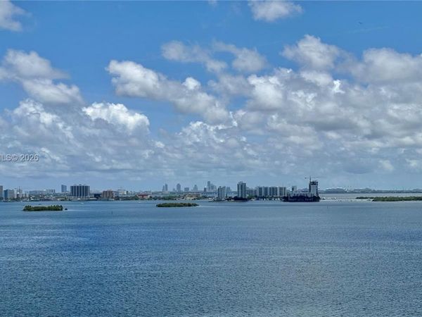 11111 NE Biscayne Blvd , Unit 16A, Miami, FL 33181