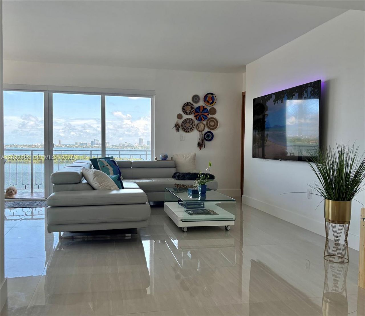 11111 NE Biscayne Blvd , Unit 16A, Miami, FL 33181 Photo