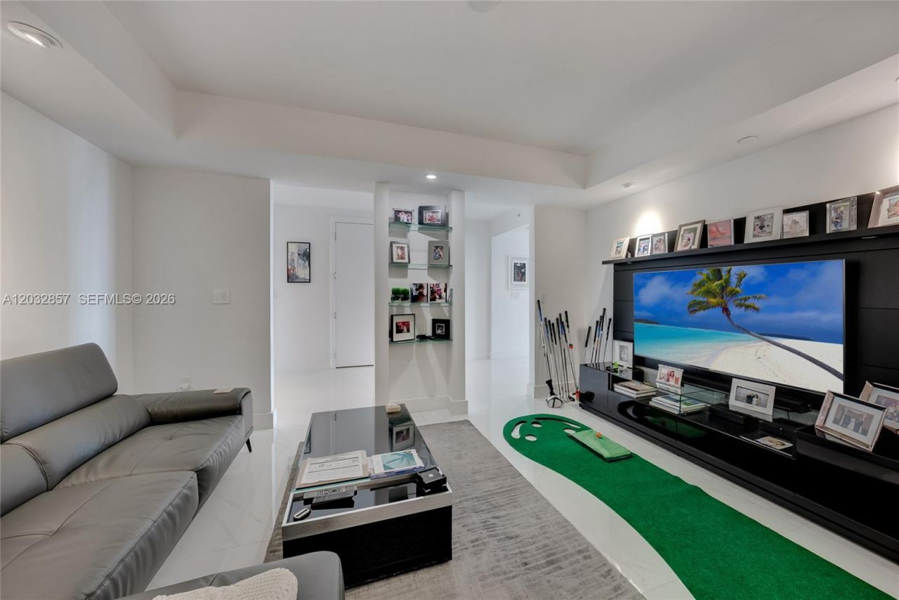 3201 NE 183rd St, Unit 1806, Aventura, FL 33160 Photo