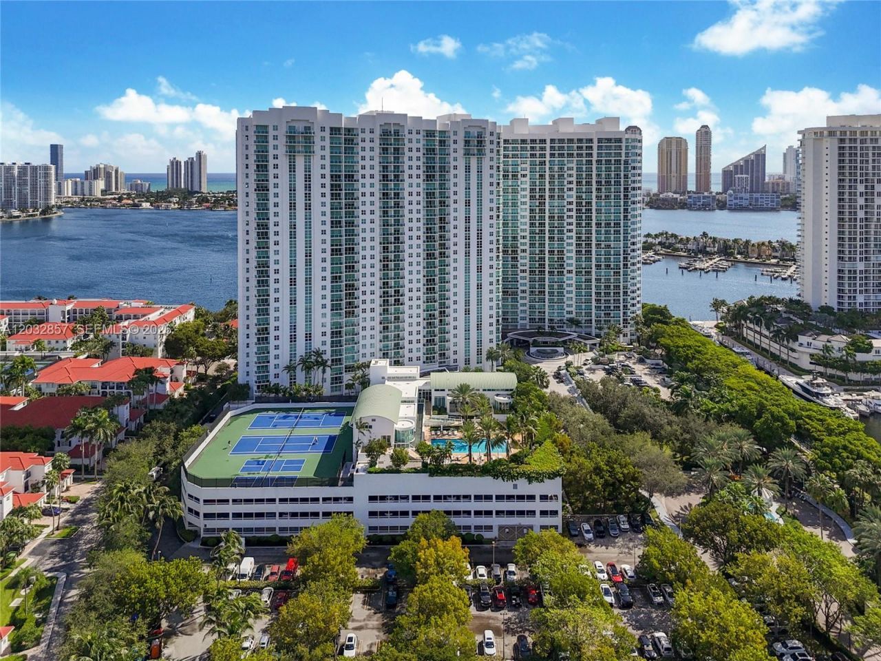 3201 NE 183rd St, Unit 1806, Aventura, FL 33160 Photo