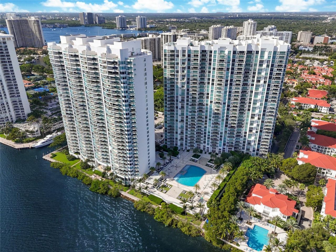 3201 NE 183rd St, Unit 1806, Aventura, FL 33160 Photo