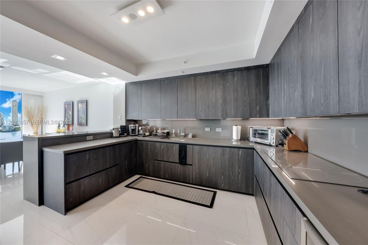 3201 NE 183rd St, Unit 1806, Aventura, FL 33160 Photo