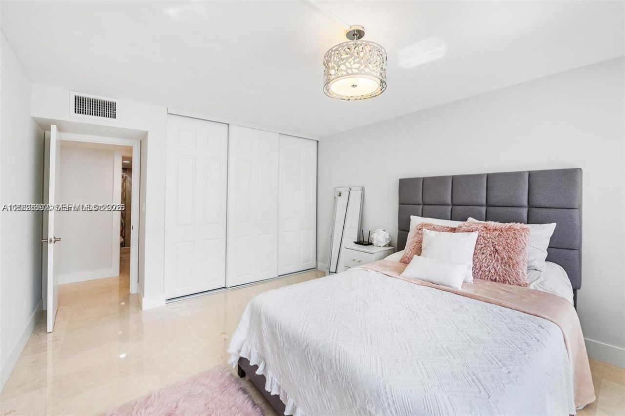 1149 Hillsboro Mile, Unit 608, Hillsboro Beach, FL 33062 Photo