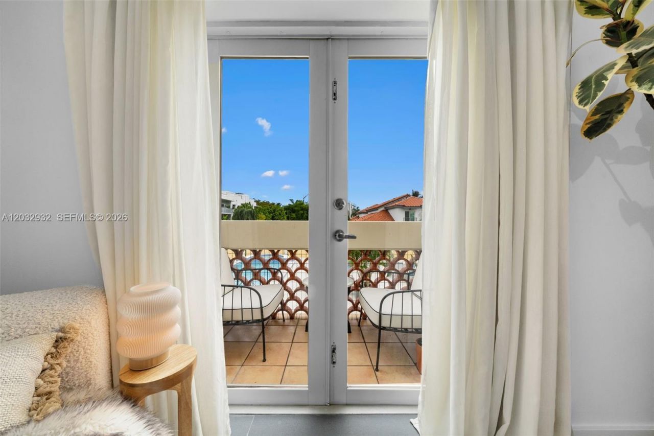 227 Michigan Ave , Unit 304, Miami Beach, FL 33139 Photo
