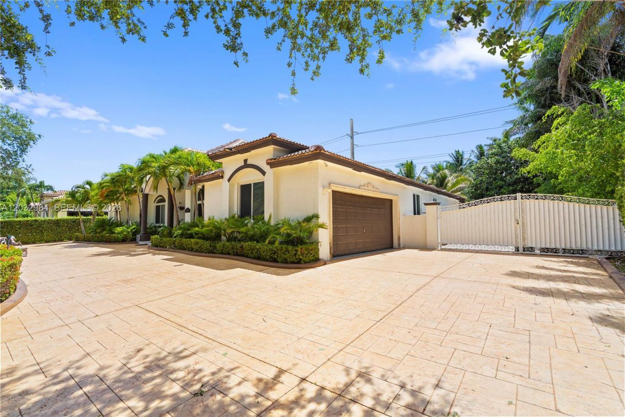 16601 SW 87th Ct , Palmetto Bay, FL 33157 Photo