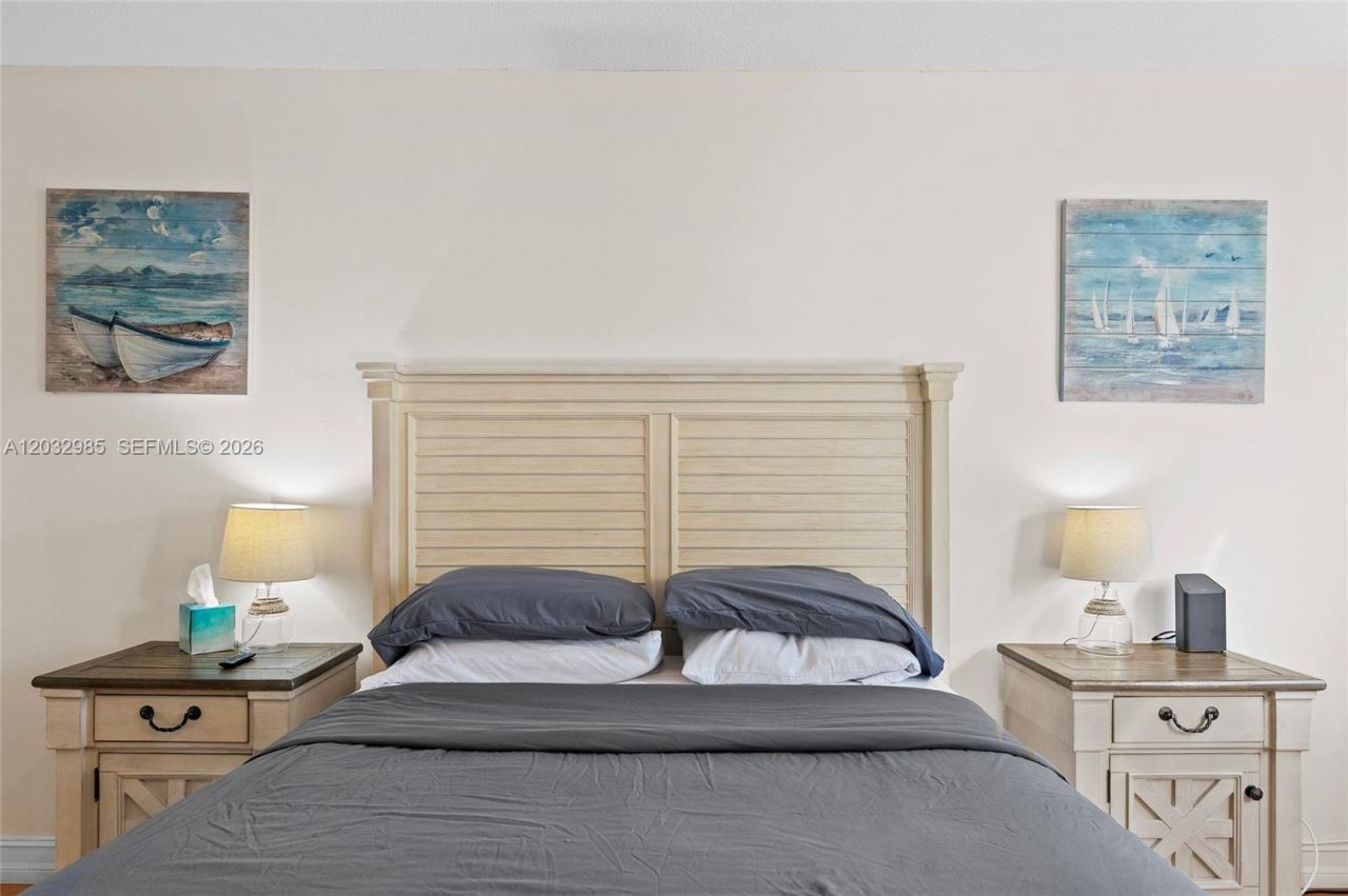 2424 NE 9th St, Unit 207, Fort Lauderdale, FL 33304 Photo