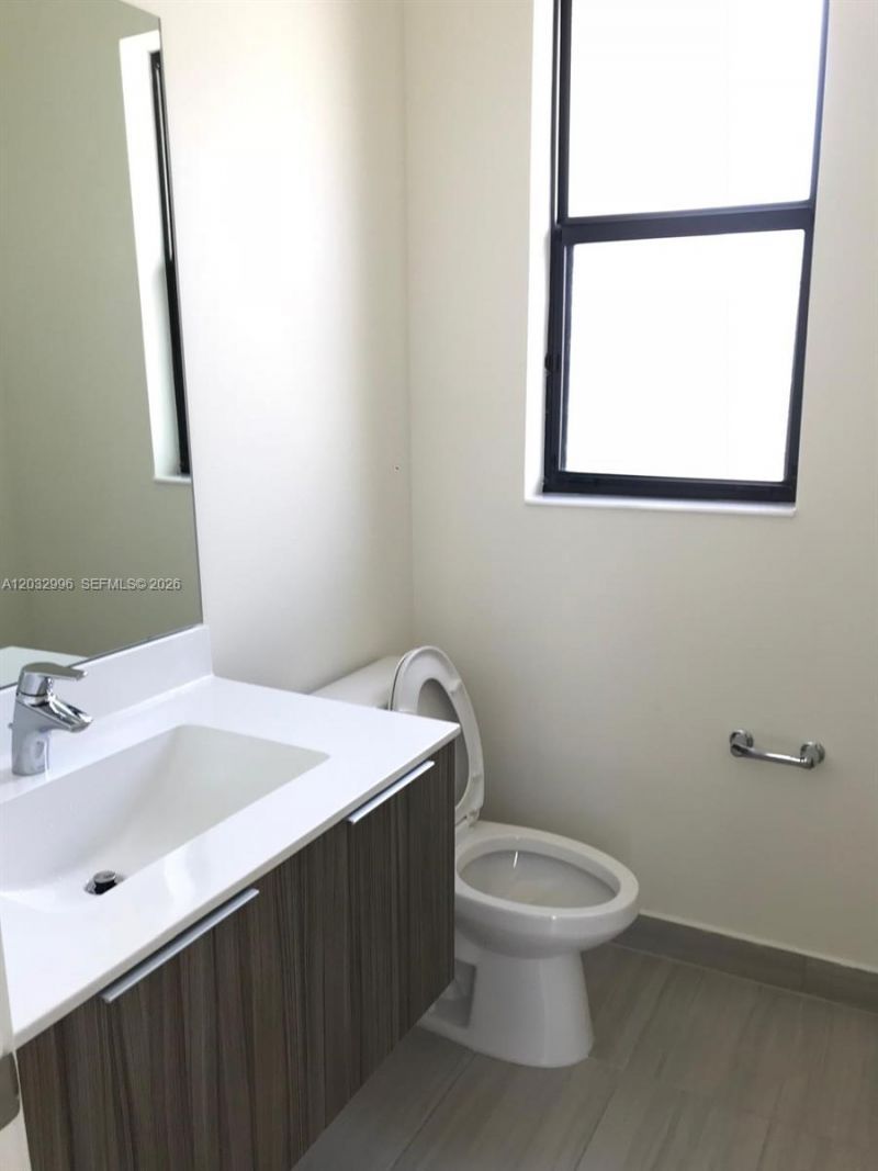 8102 NW 105th Ct , Unit 8102, Doral, FL 33178 Photo